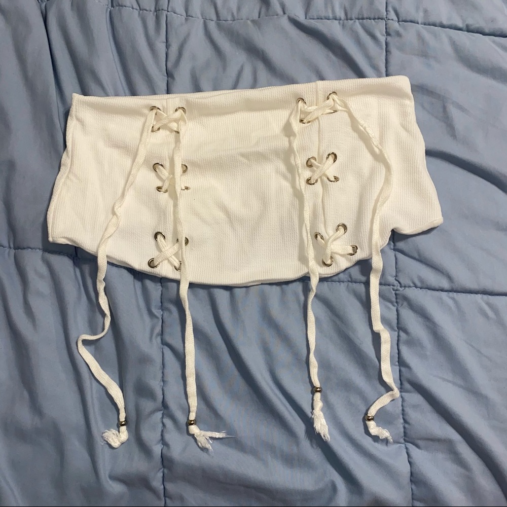 cute bandeau top!